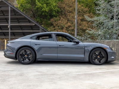 2026 Porsche Taycan Taycan Black Edition