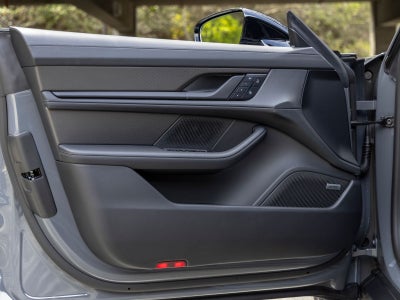 2026 Porsche Taycan Taycan Black Edition