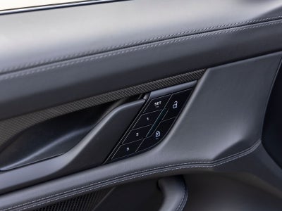 2026 Porsche Taycan Taycan Black Edition