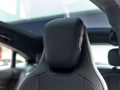 2026 Porsche Taycan Taycan Black Edition