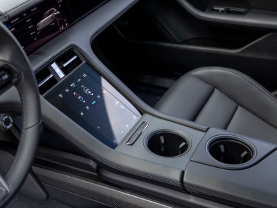 2026 Porsche Taycan Taycan Black Edition