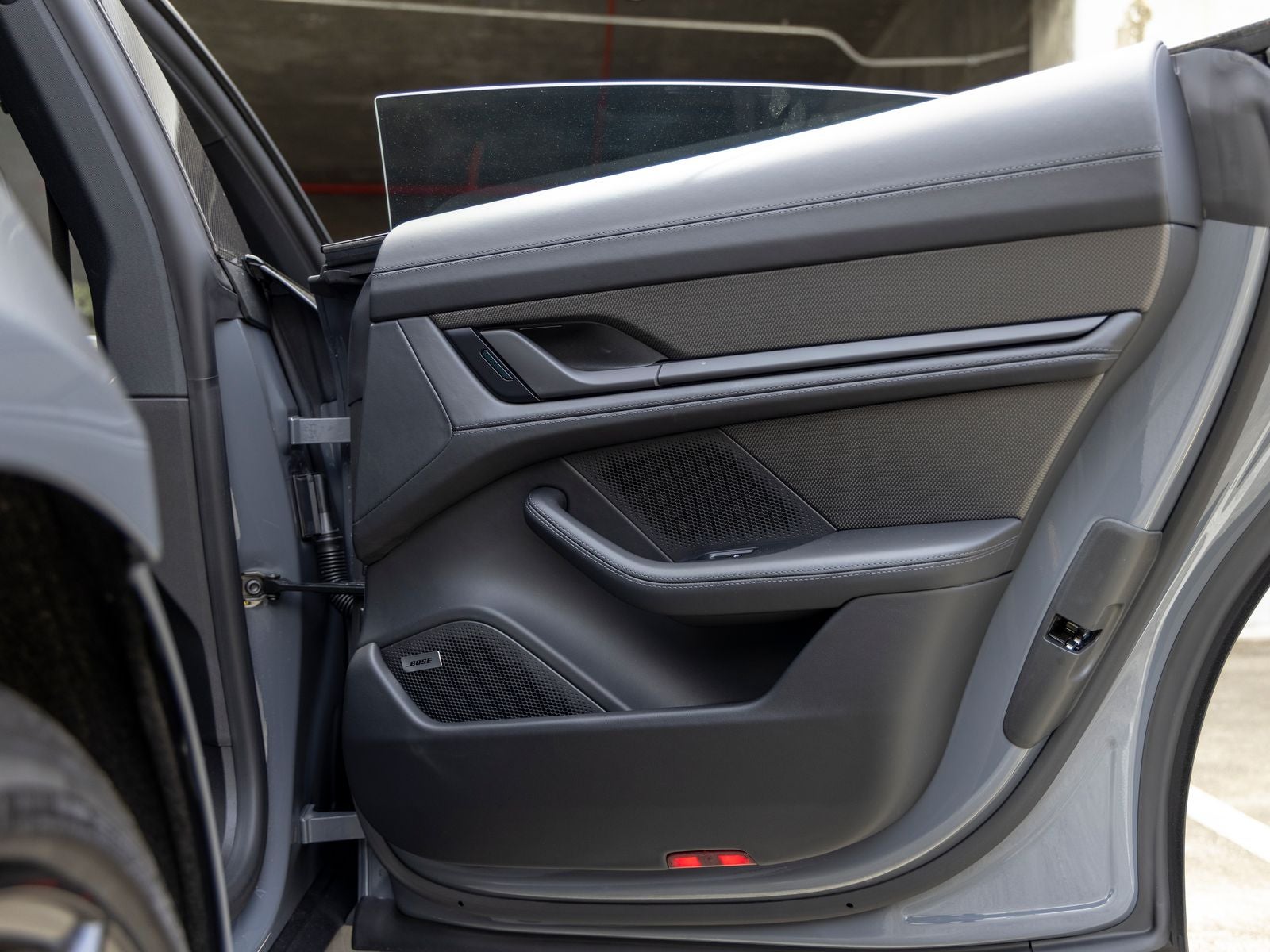 2026 Porsche Taycan Taycan Black Edition