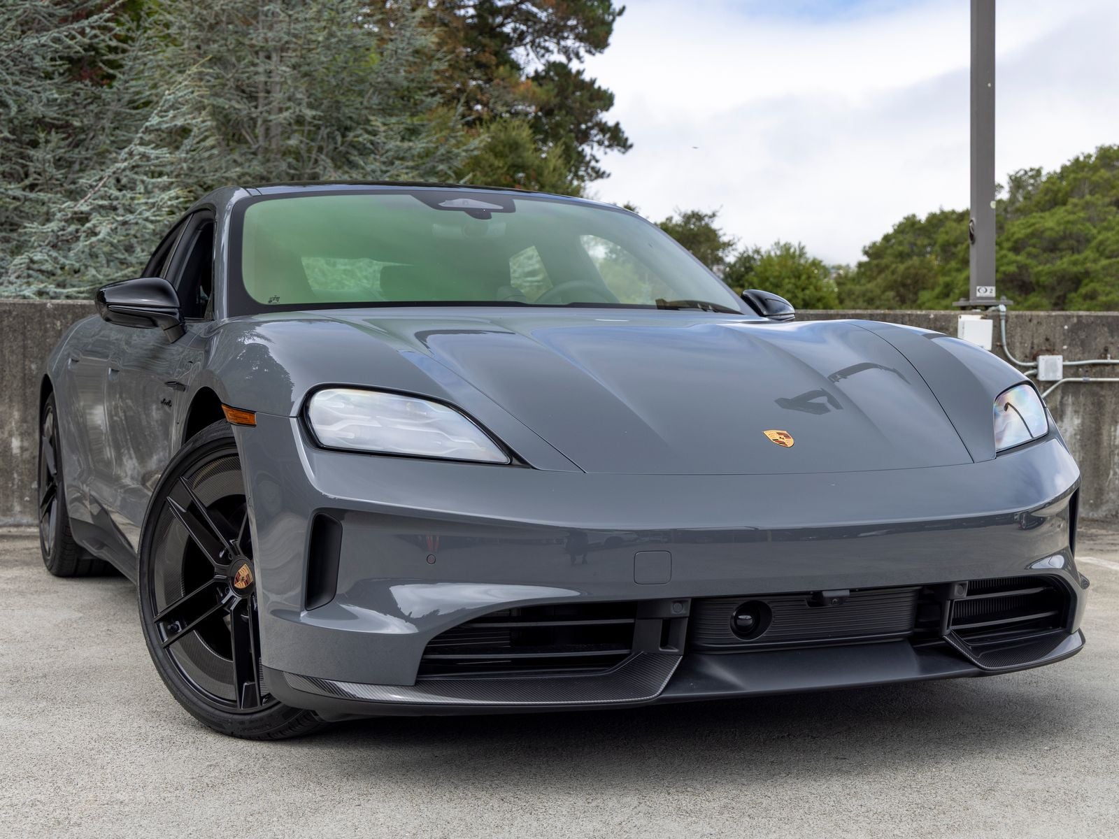 2026 Porsche Taycan Taycan Black Edition