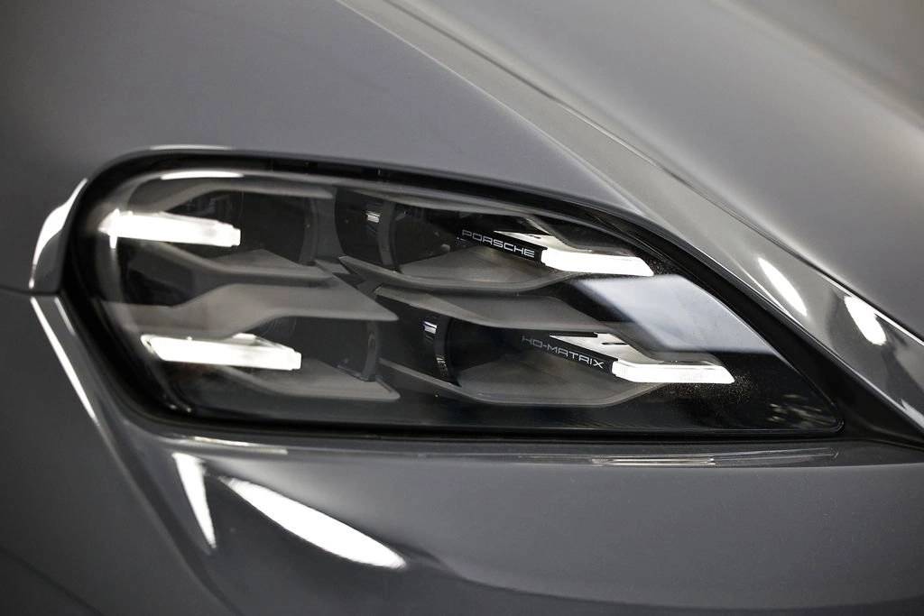 2026 Porsche Taycan Taycan Black Edition