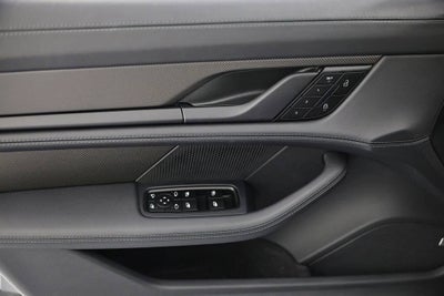 2026 Porsche Taycan Taycan Black Edition