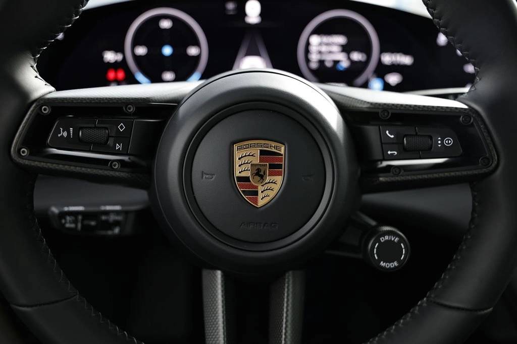 2026 Porsche Taycan Taycan Black Edition