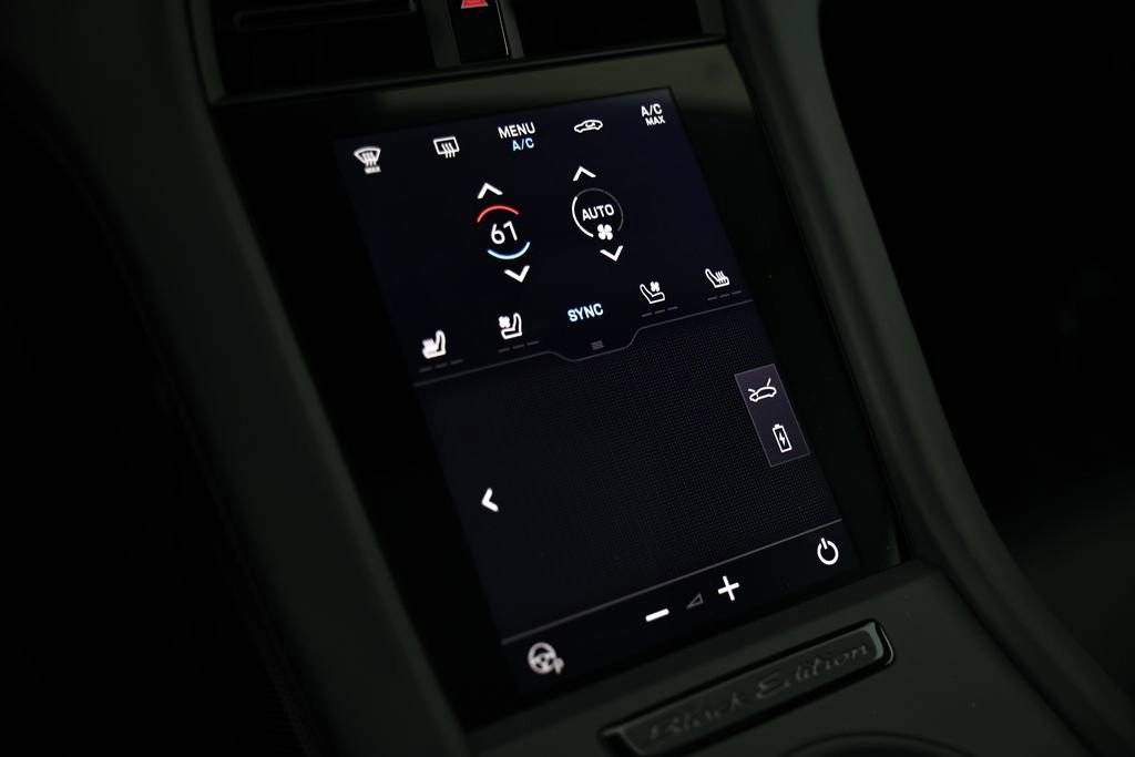 2026 Porsche Taycan Taycan Black Edition