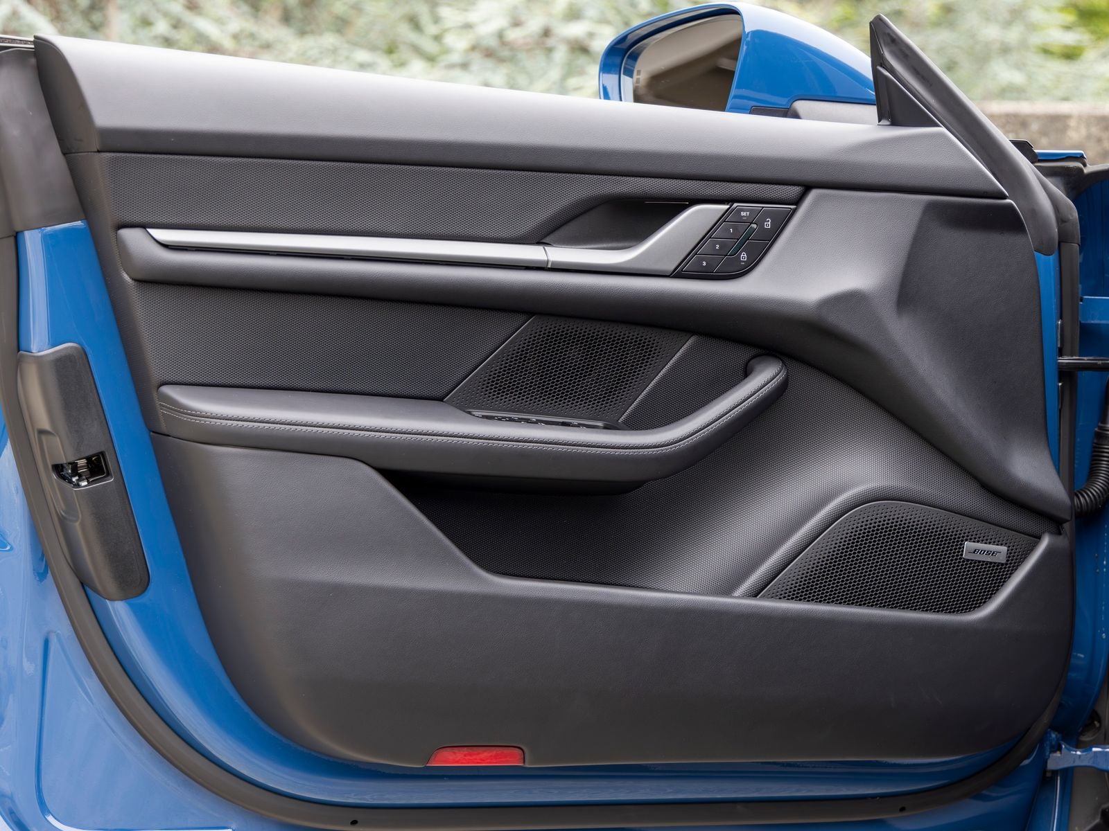 2025 Porsche Taycan Base