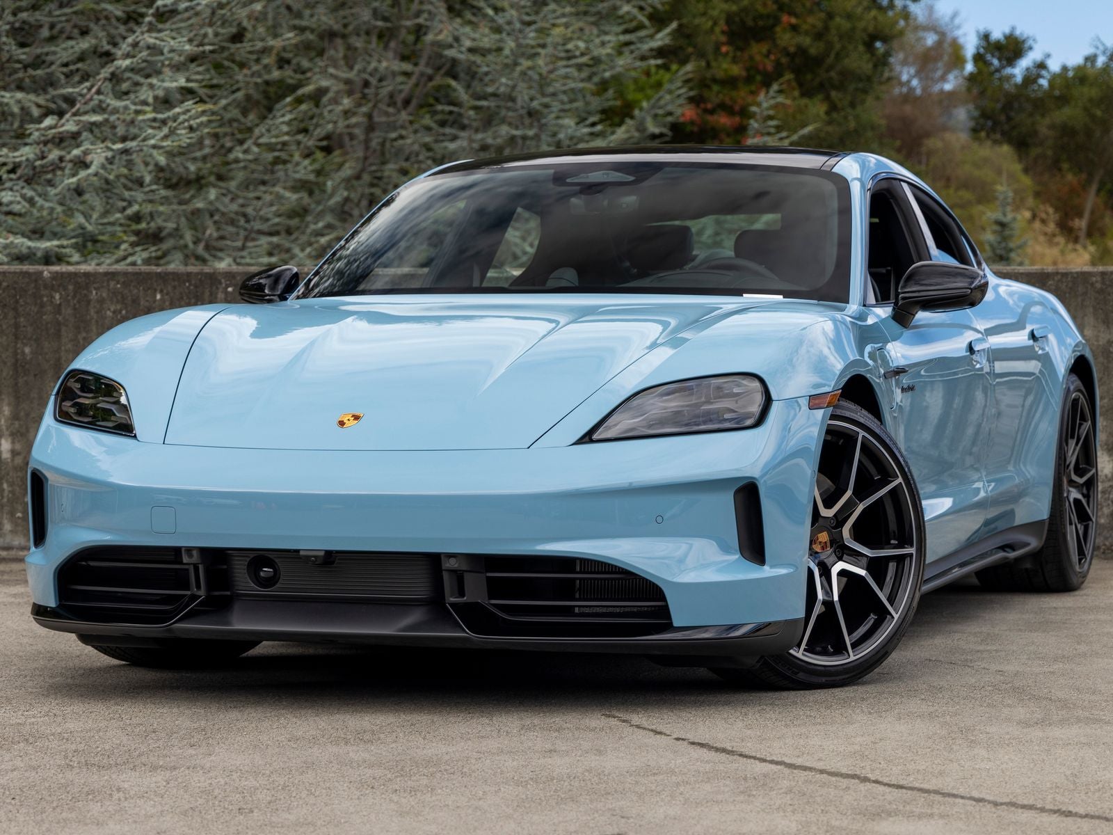 2026 Porsche Taycan Taycan Black Edition
