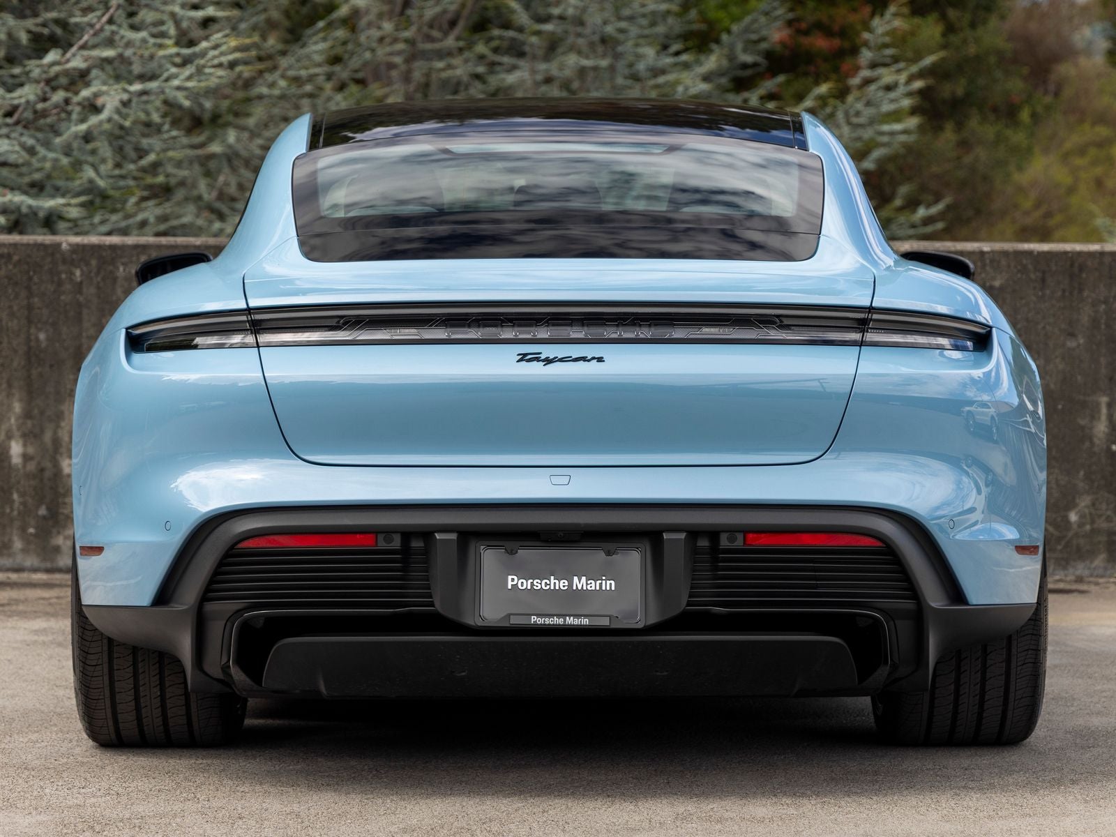2026 Porsche Taycan Taycan Black Edition