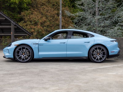 2026 Porsche Taycan Taycan Black Edition