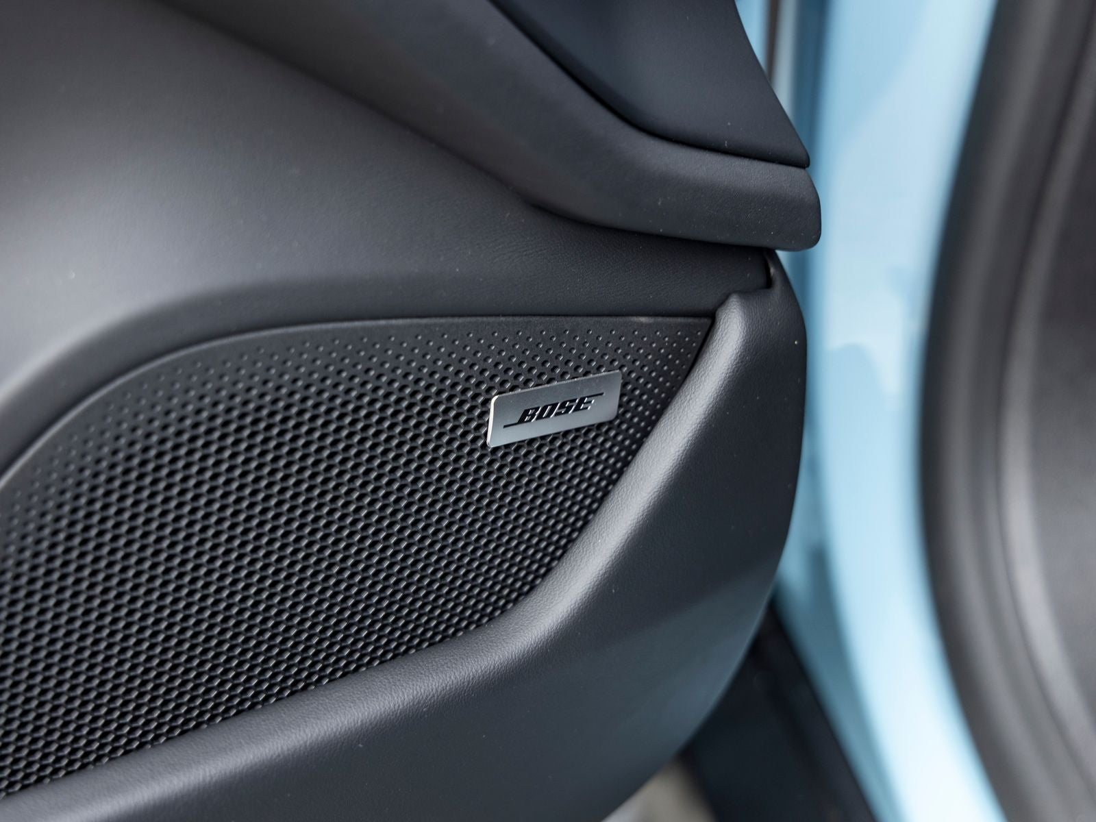 2026 Porsche Taycan Taycan Black Edition