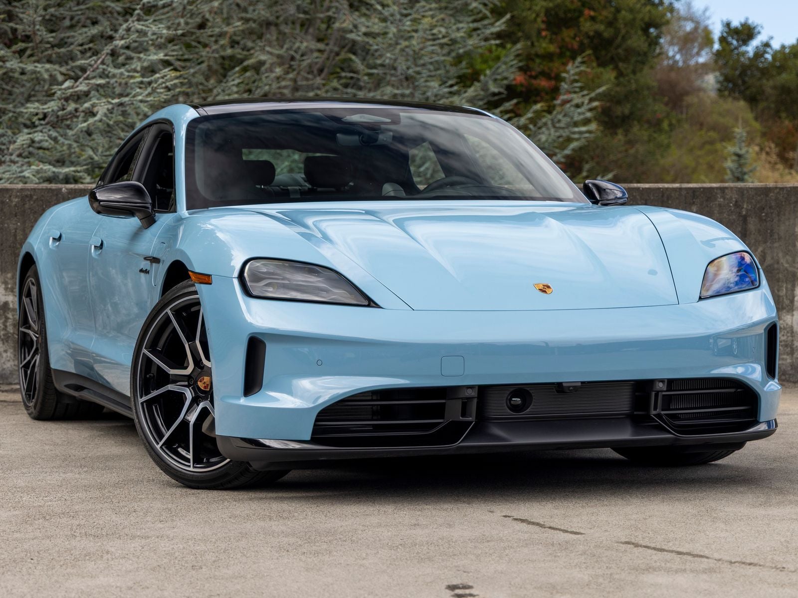 2026 Porsche Taycan Taycan Black Edition