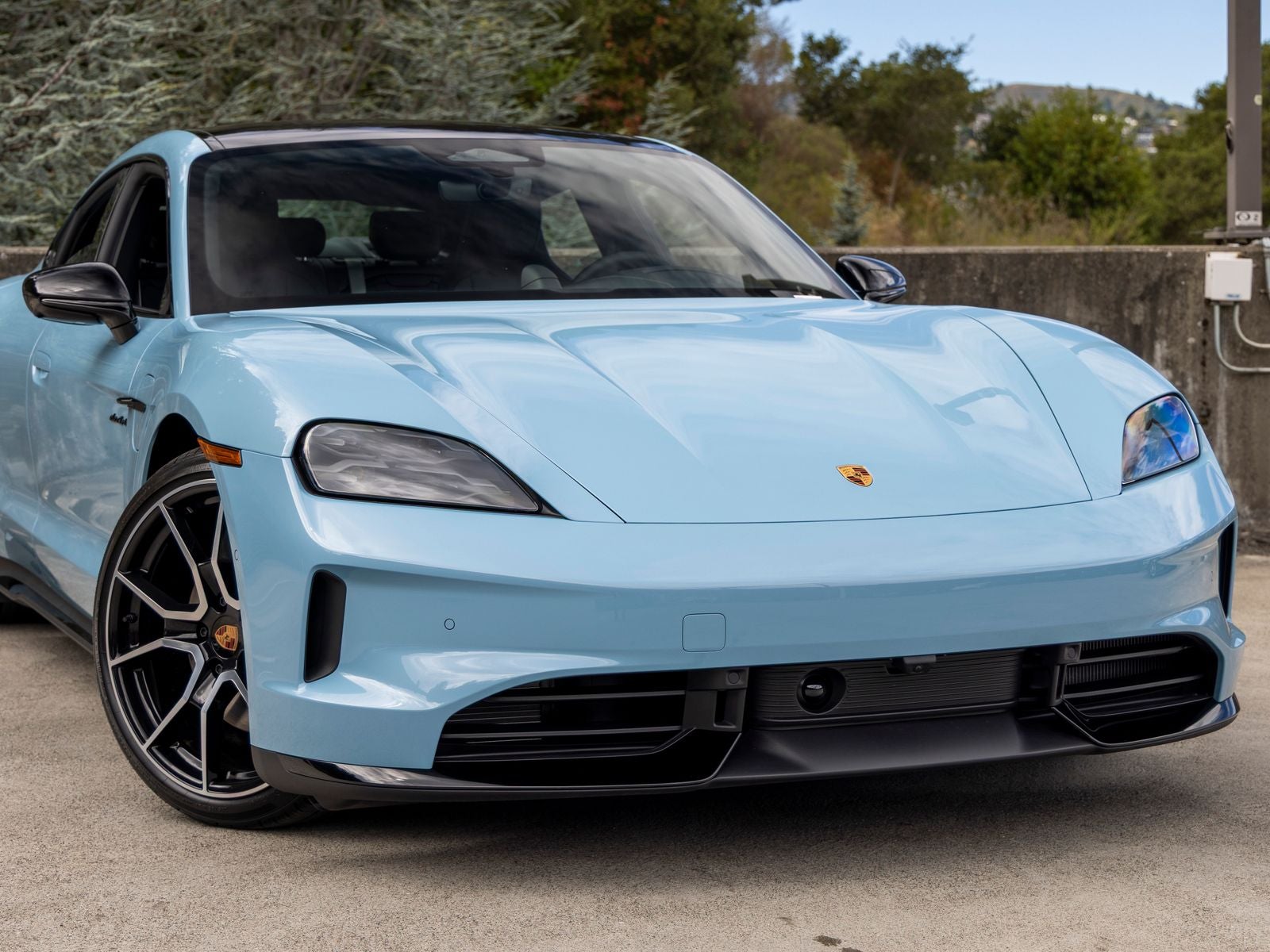 2026 Porsche Taycan Taycan Black Edition