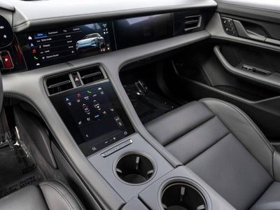 2026 Porsche Taycan Taycan Black Edition