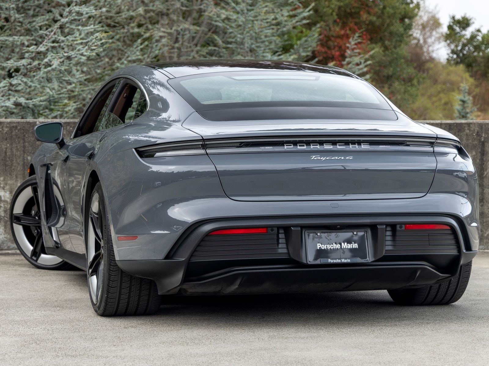 2025 Porsche Taycan Taycan 4