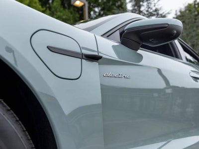 2026 Porsche Taycan Taycan 4