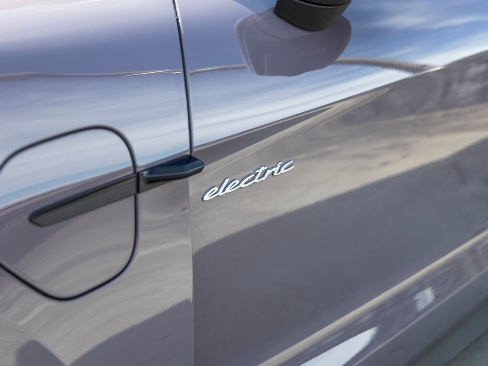 2025 Porsche Taycan Base