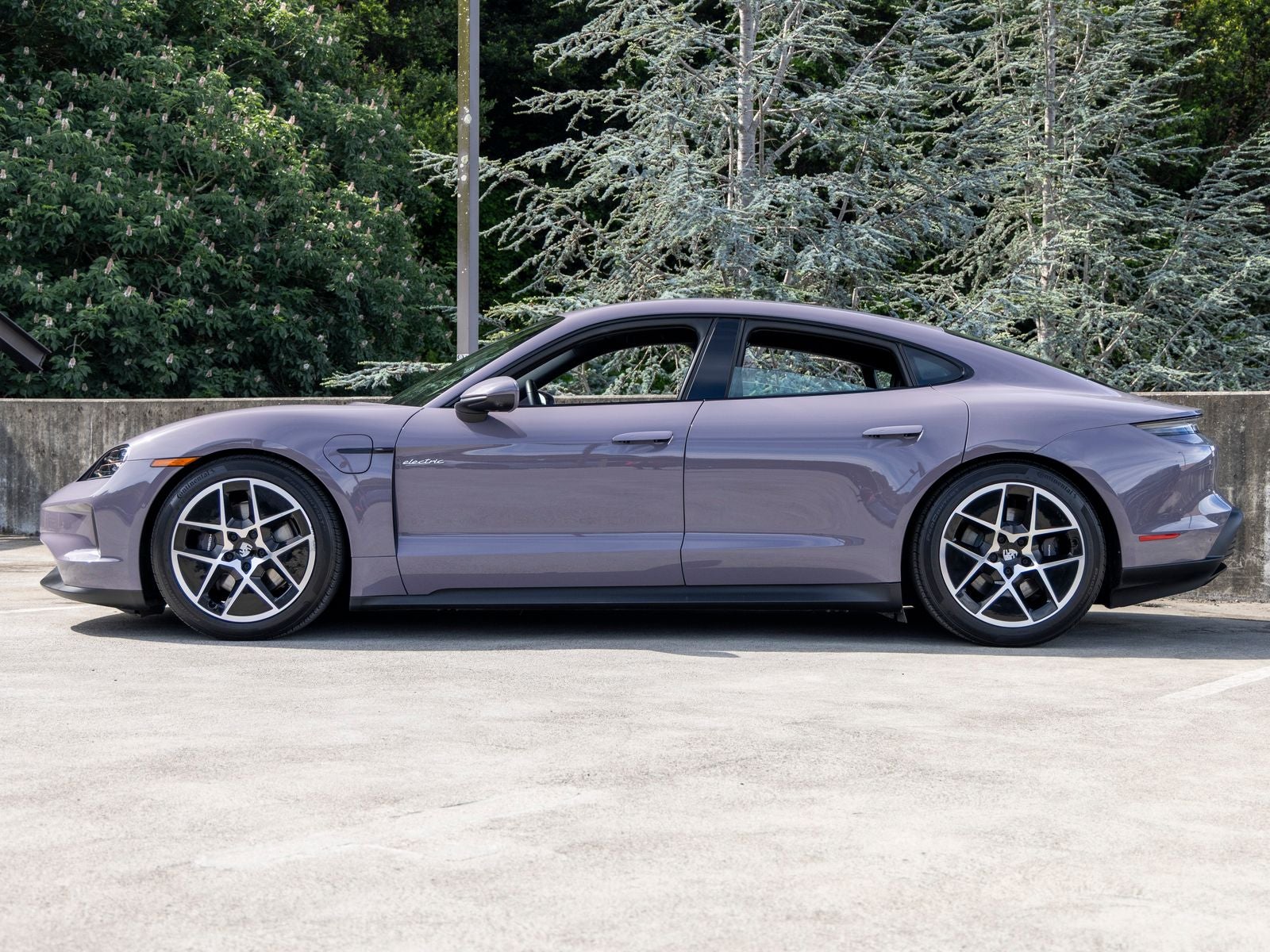 2025 Porsche Taycan Base