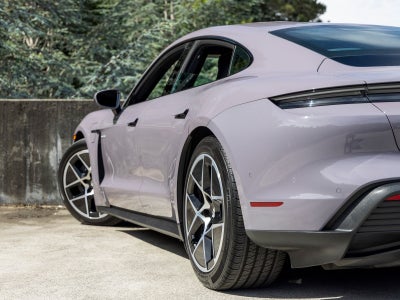 2025 Porsche Taycan Base