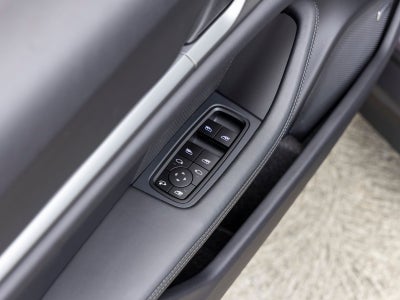 2025 Porsche Taycan Base