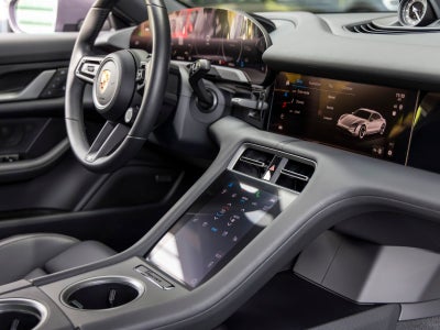 2025 Porsche Taycan Base