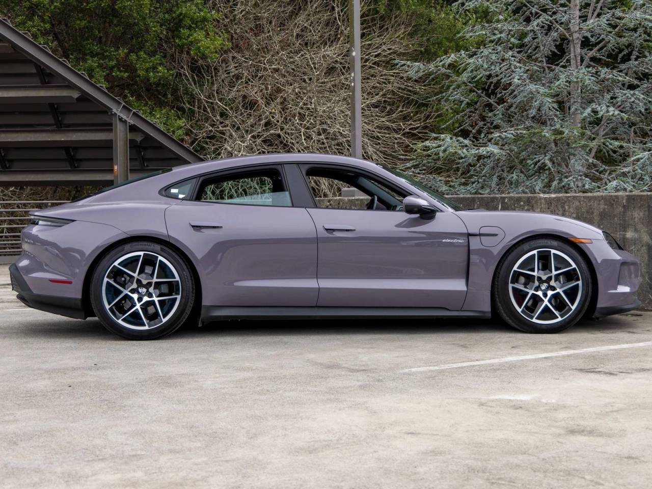 2025 Porsche Taycan Base