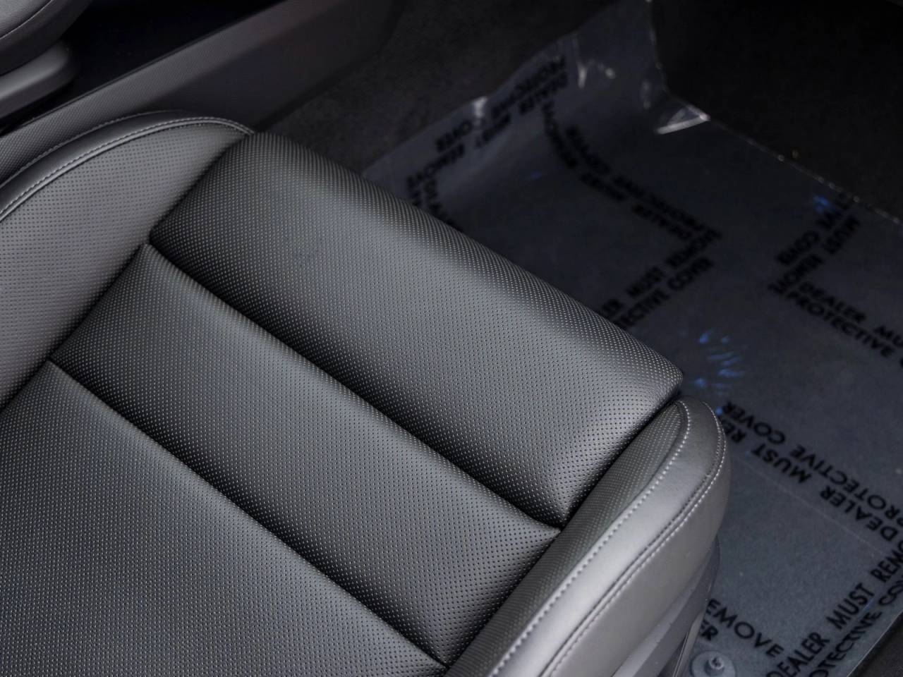 2025 Porsche Taycan Base