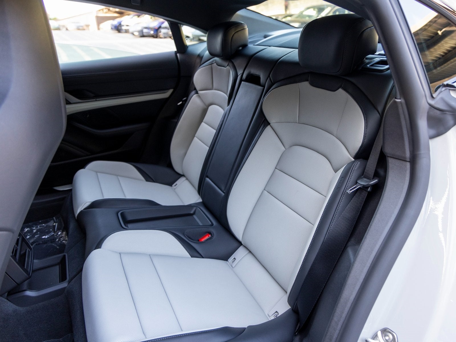 2025 Porsche Taycan Taycan 4