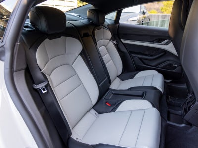 2025 Porsche Taycan Taycan 4