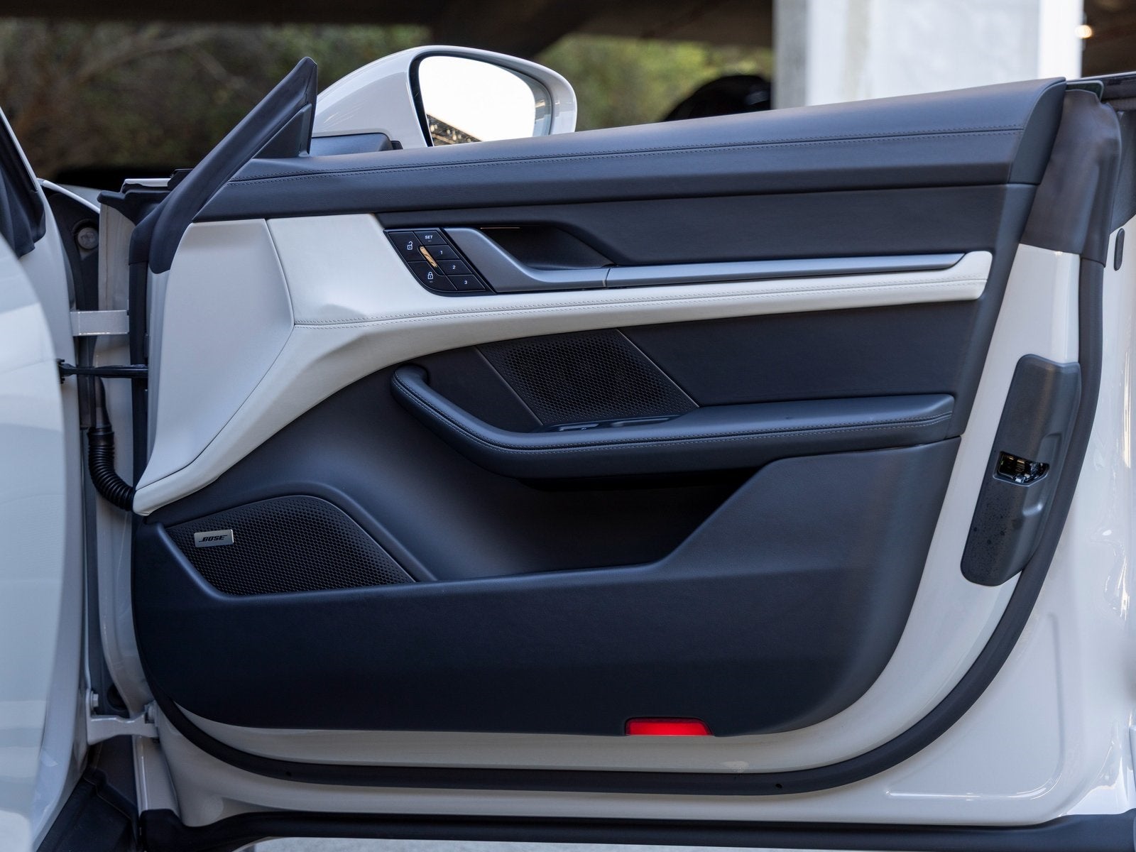 2025 Porsche Taycan Taycan 4