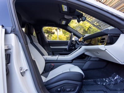 2025 Porsche Taycan Taycan 4
