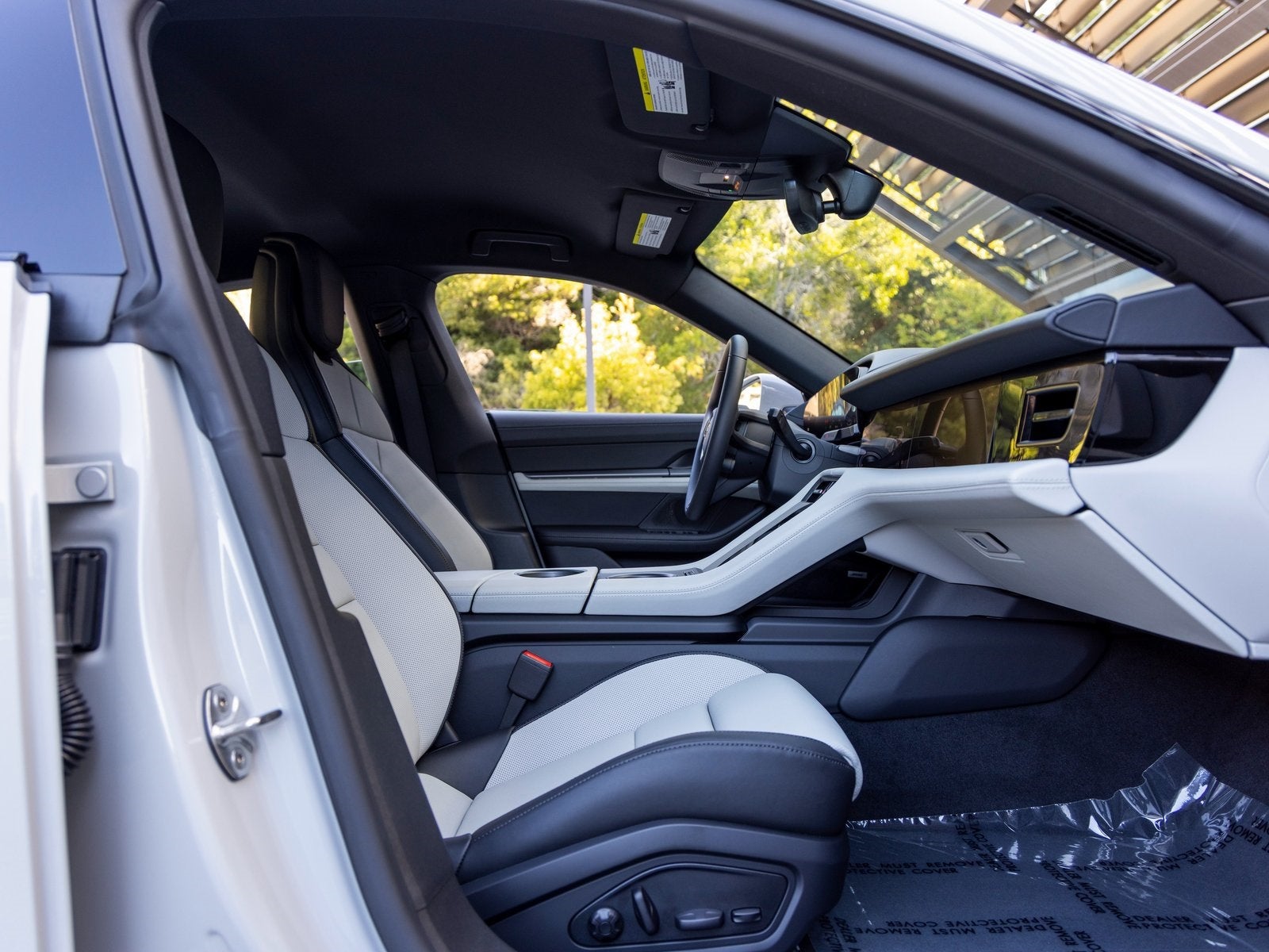 2025 Porsche Taycan Taycan 4