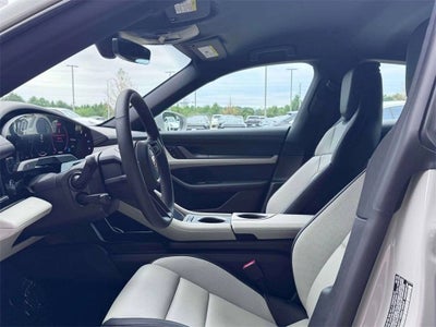 2025 Porsche Taycan Taycan 4