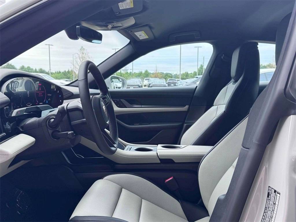 2025 Porsche Taycan Taycan 4