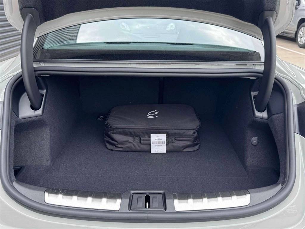 2025 Porsche Taycan Taycan 4