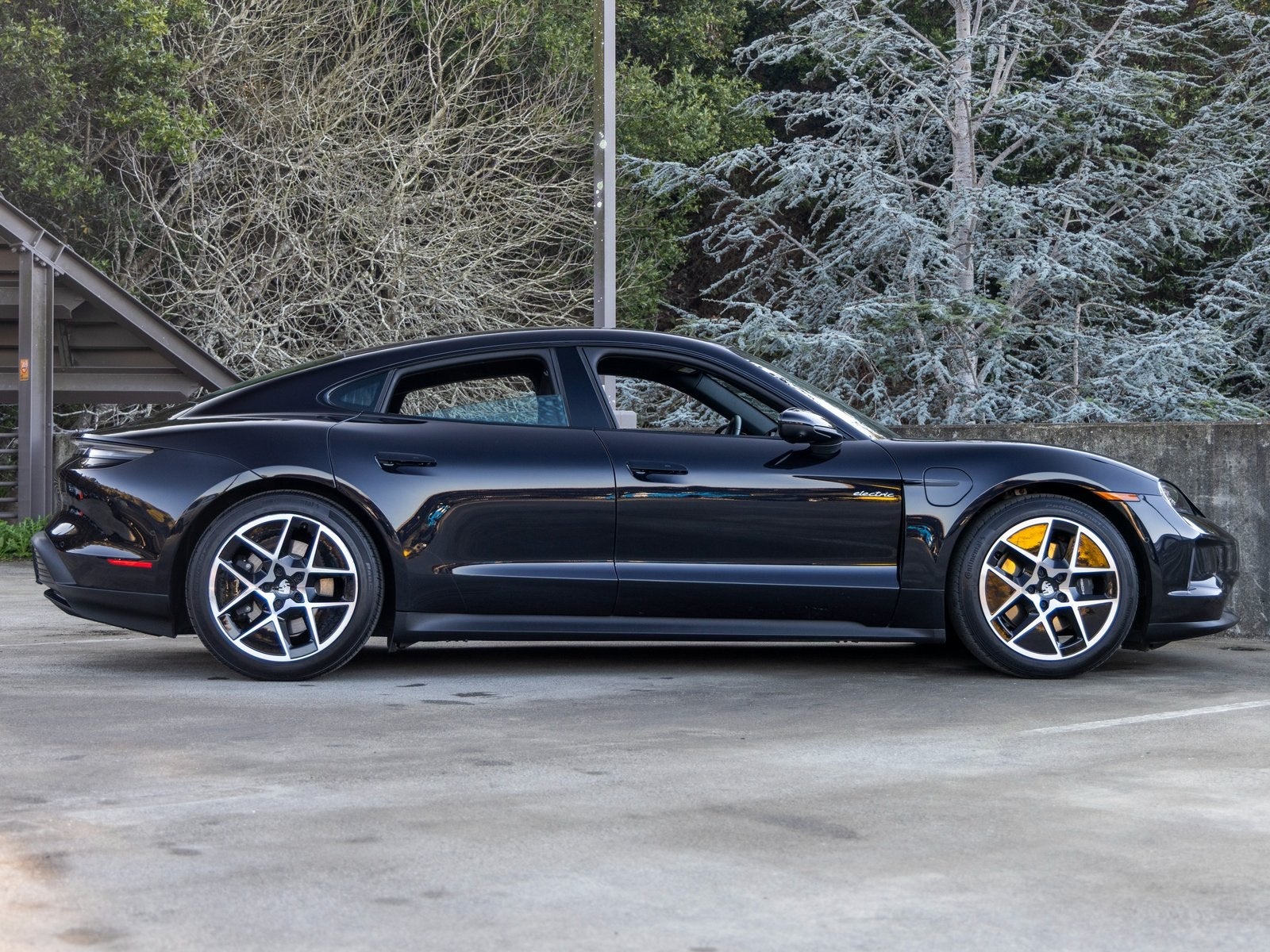 2025 Porsche Taycan Taycan