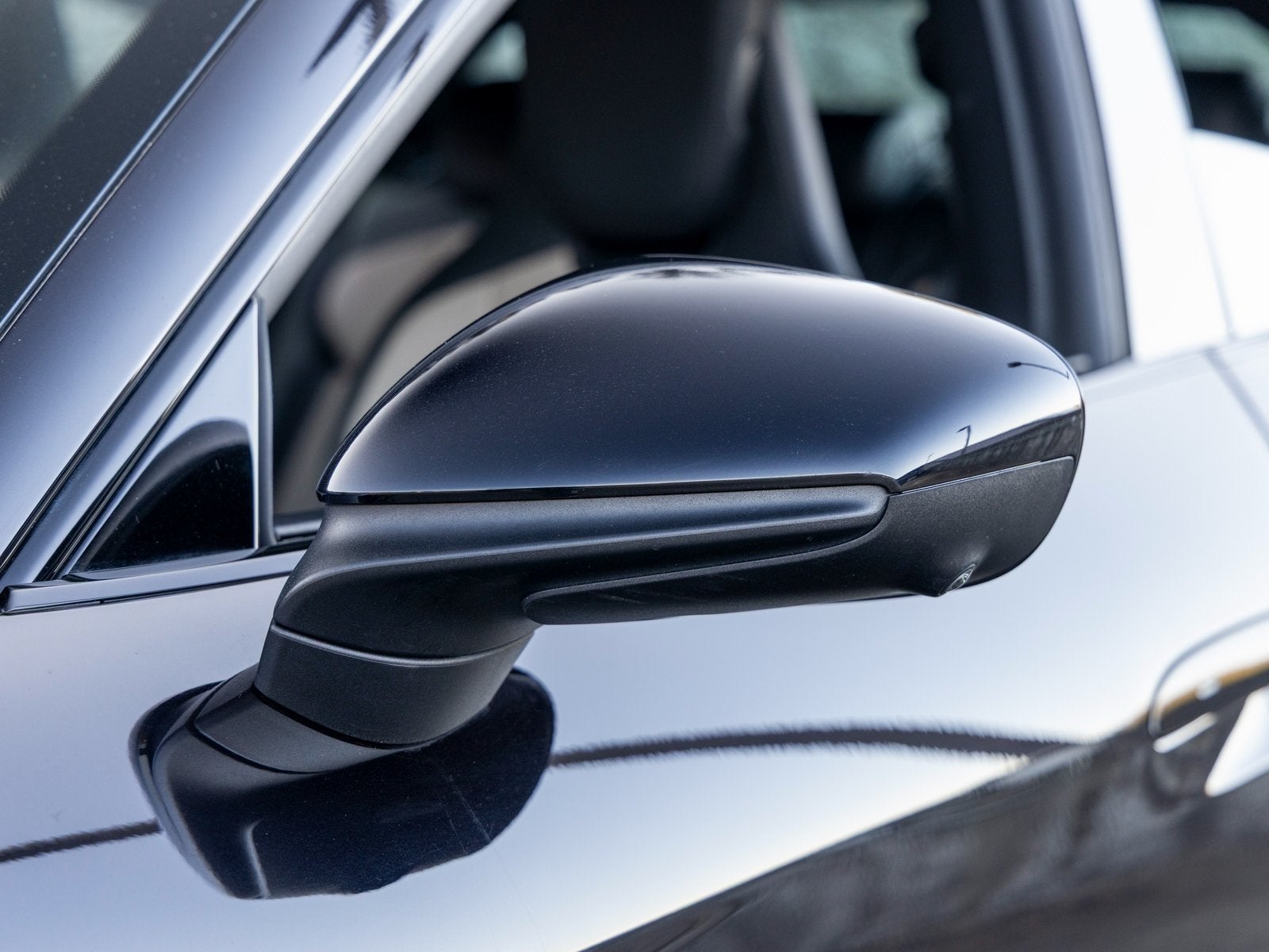 2025 Porsche Taycan Taycan