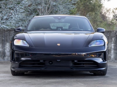 2025 Porsche Taycan Taycan