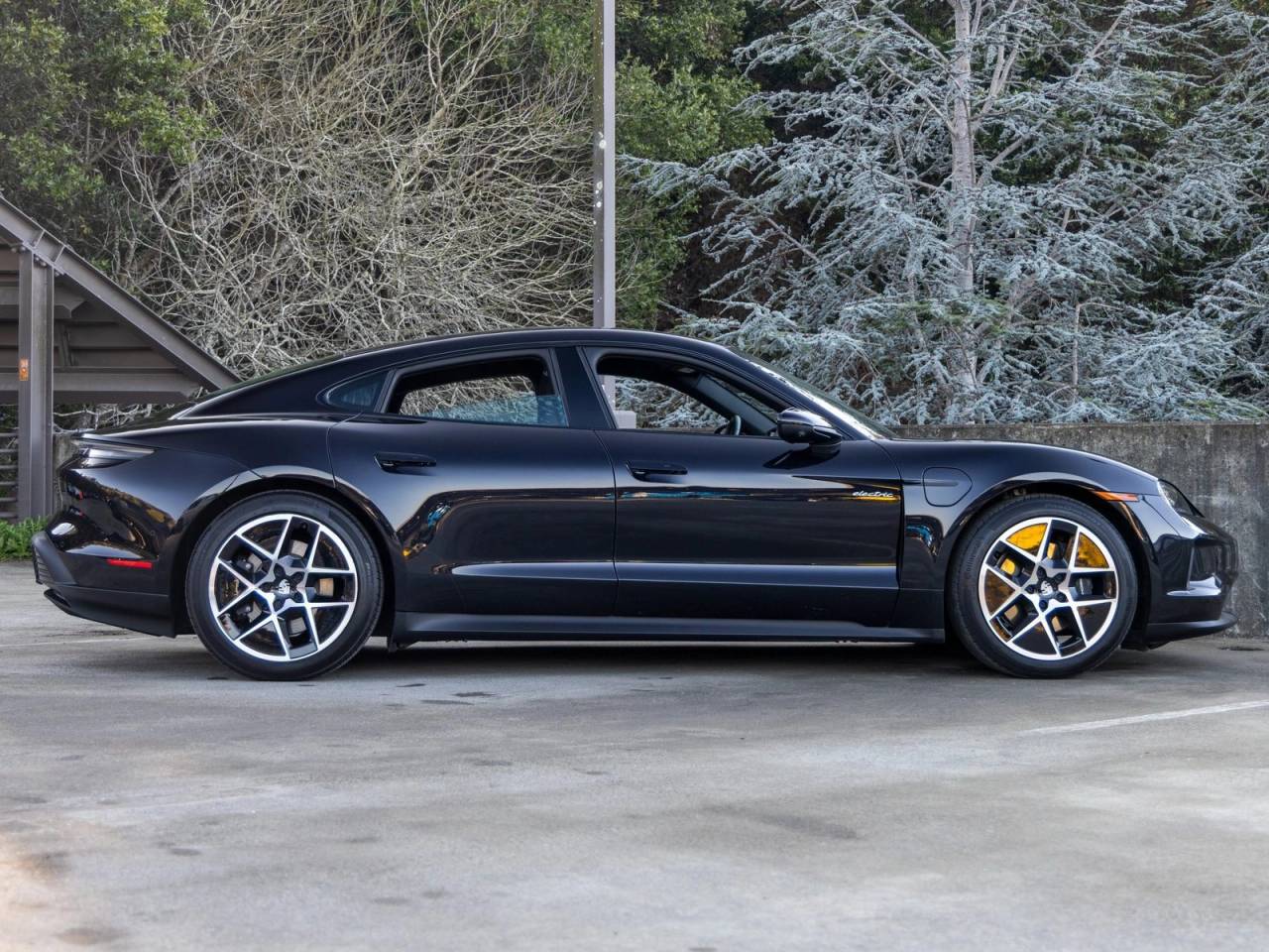 2025 Porsche Taycan Taycan