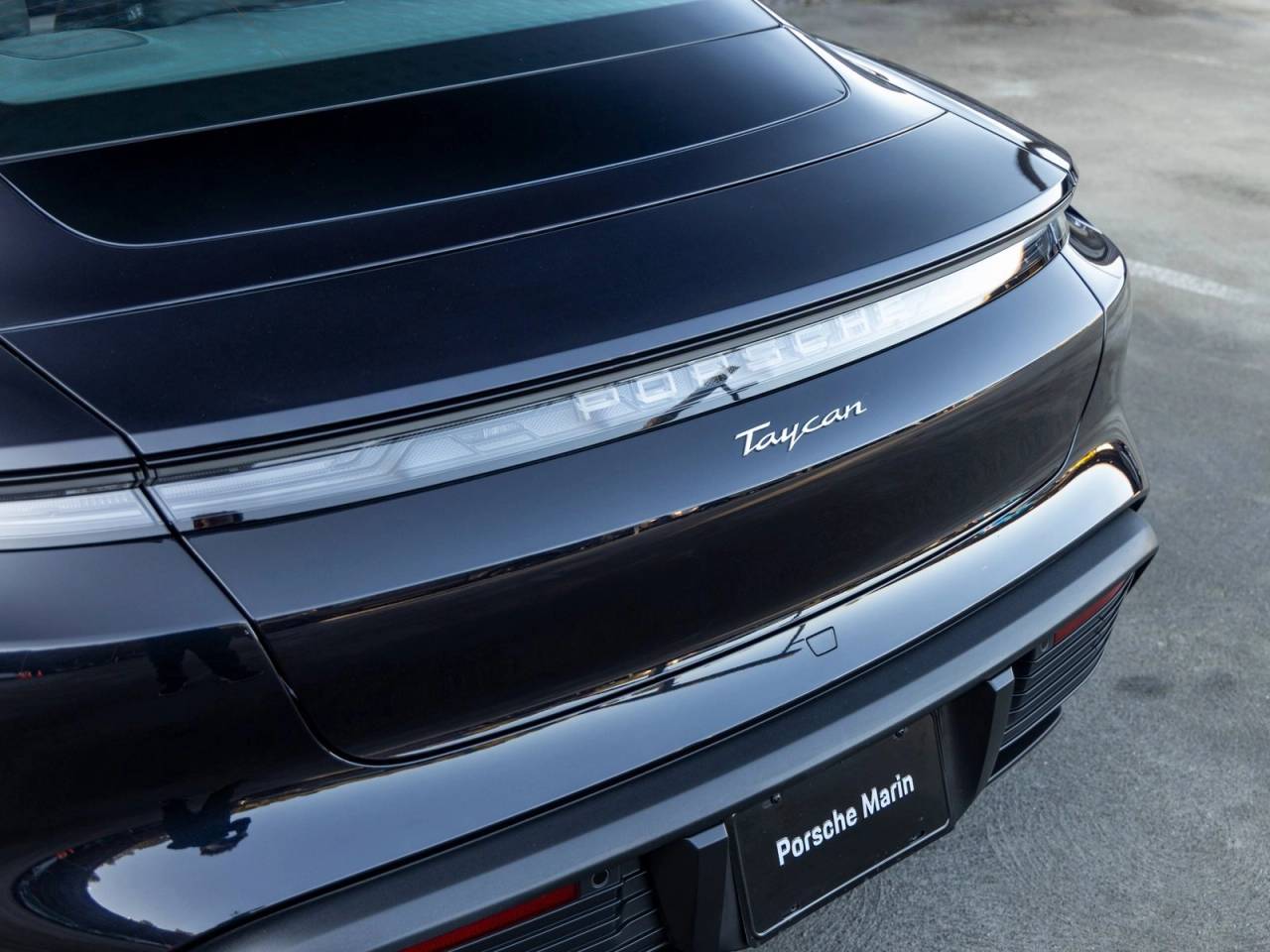 2025 Porsche Taycan Taycan