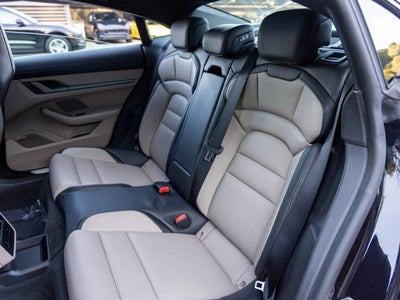 2025 Porsche Taycan Taycan