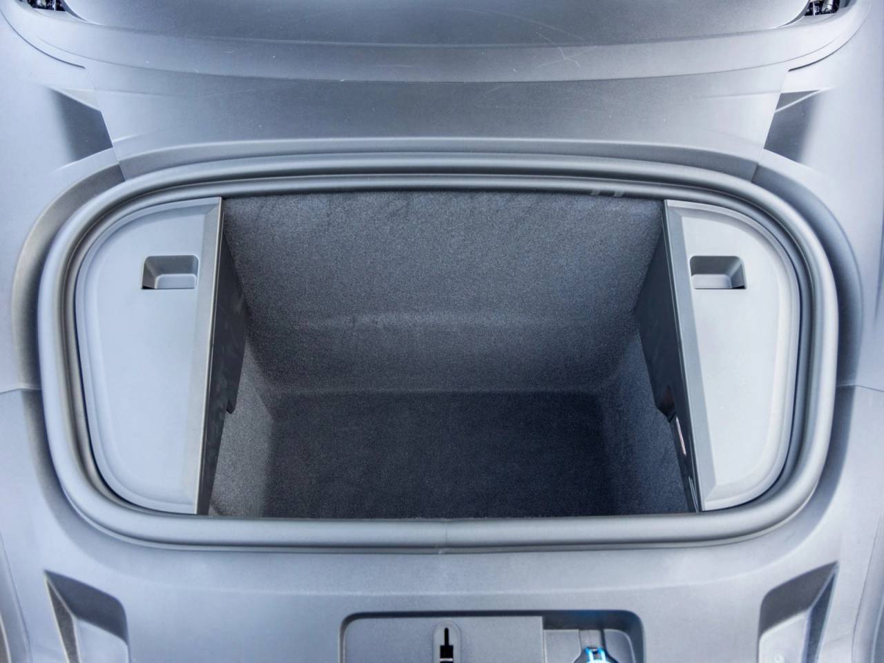 2025 Porsche Taycan Taycan