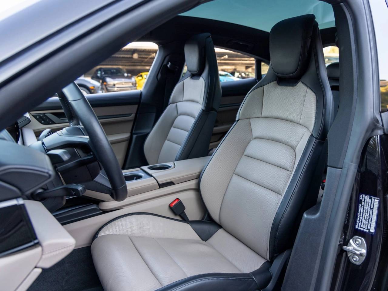 2025 Porsche Taycan Taycan