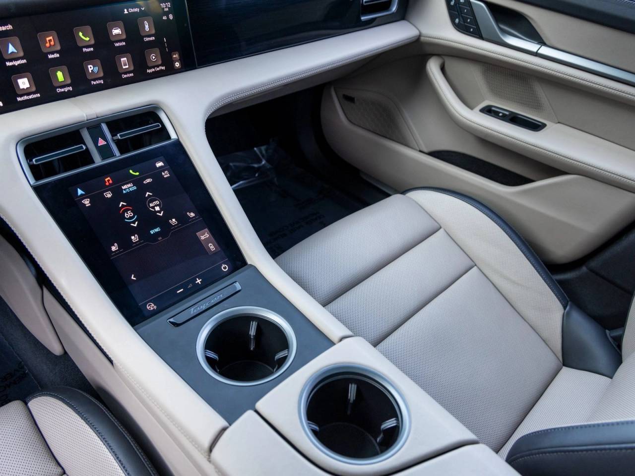 2025 Porsche Taycan Taycan