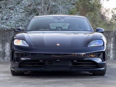 2025 Porsche Taycan Taycan