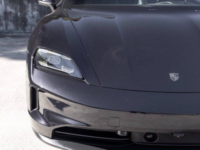 2025 Porsche Taycan Taycan