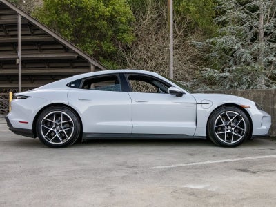 2025 Porsche Taycan Taycan