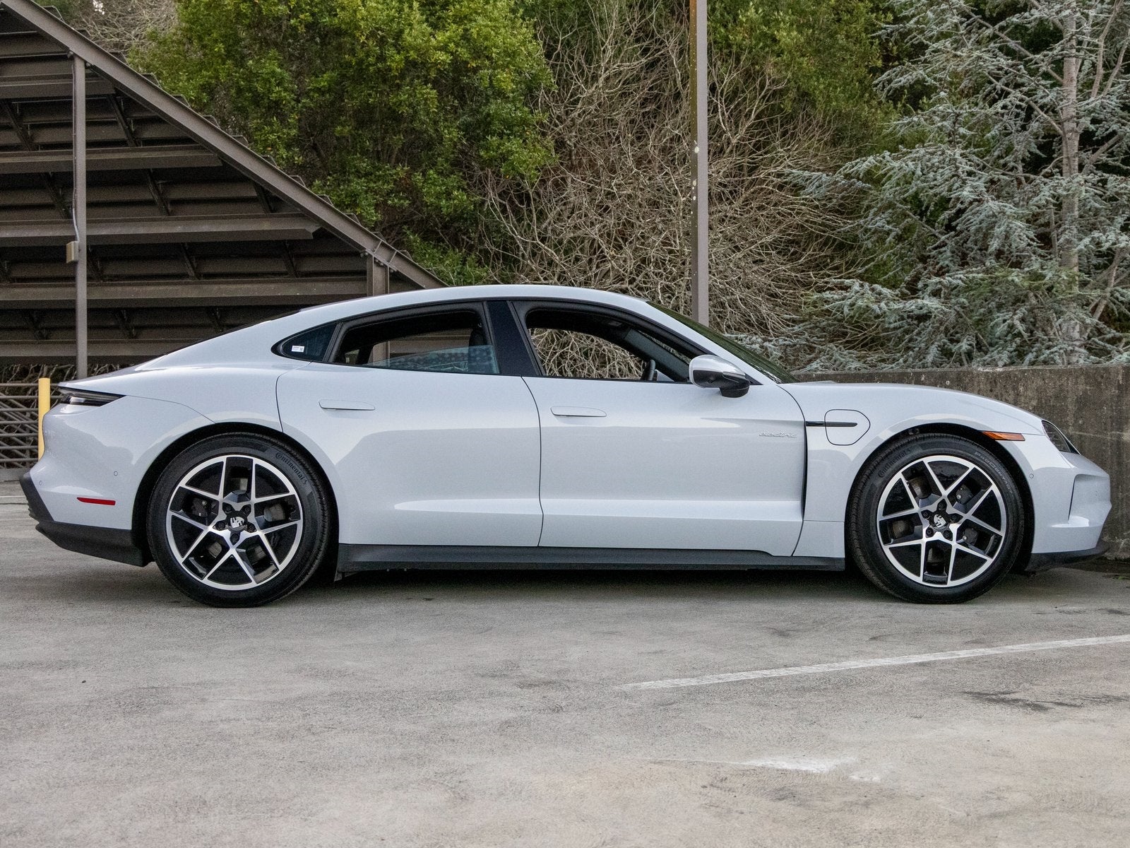 2025 Porsche Taycan Taycan