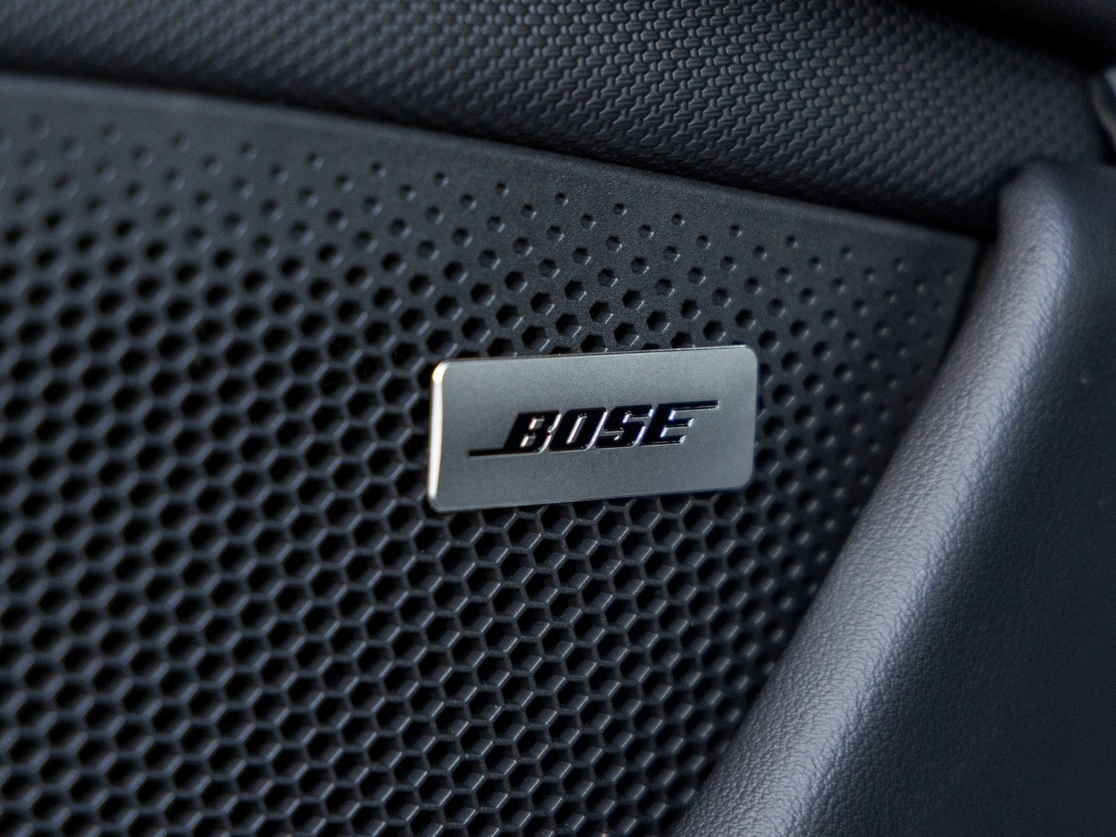 2025 Porsche Taycan Taycan